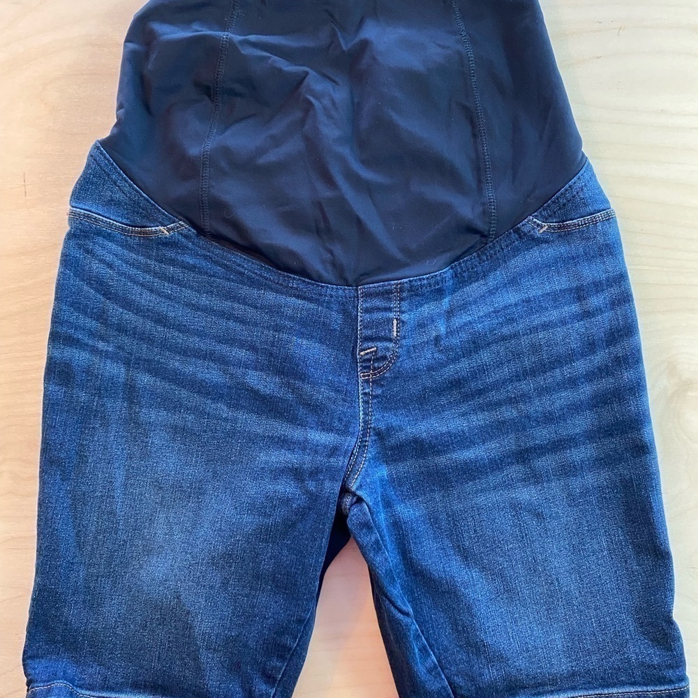 Isabel Maternity Bermuda Shorts size 6/28 (DU)